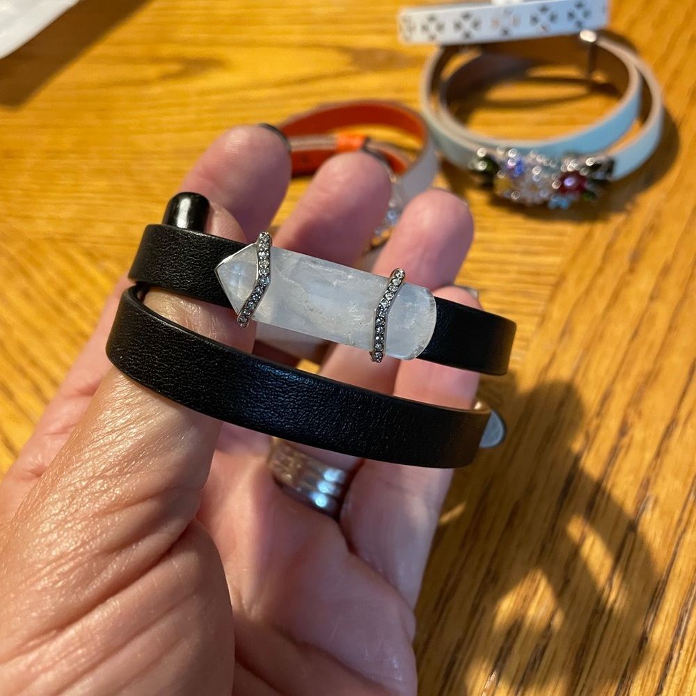 Keep Collective bracelets - Picture 3 of 3